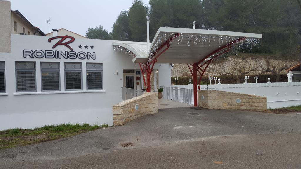 Hotel Restaurant Robinson Beaucaire  Exterior photo